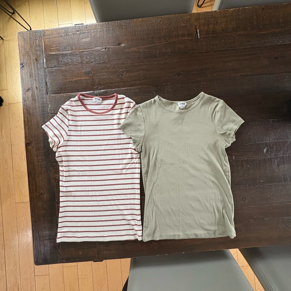 Cotton On - set of 2 ribbed t’s